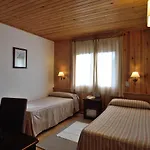 Els Puis Hotell