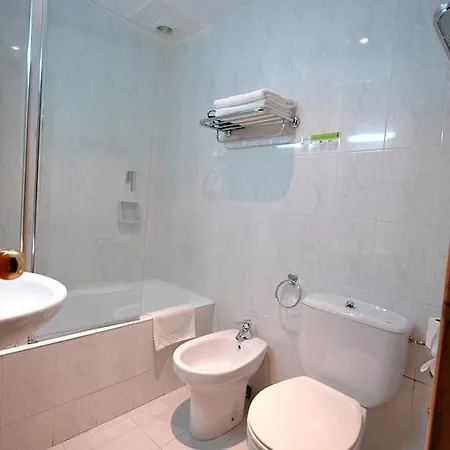 Hotel Els Puis *